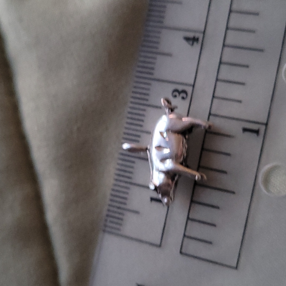 .925 Solid Sterling Silver Pig Charm - Picture 8 of 8